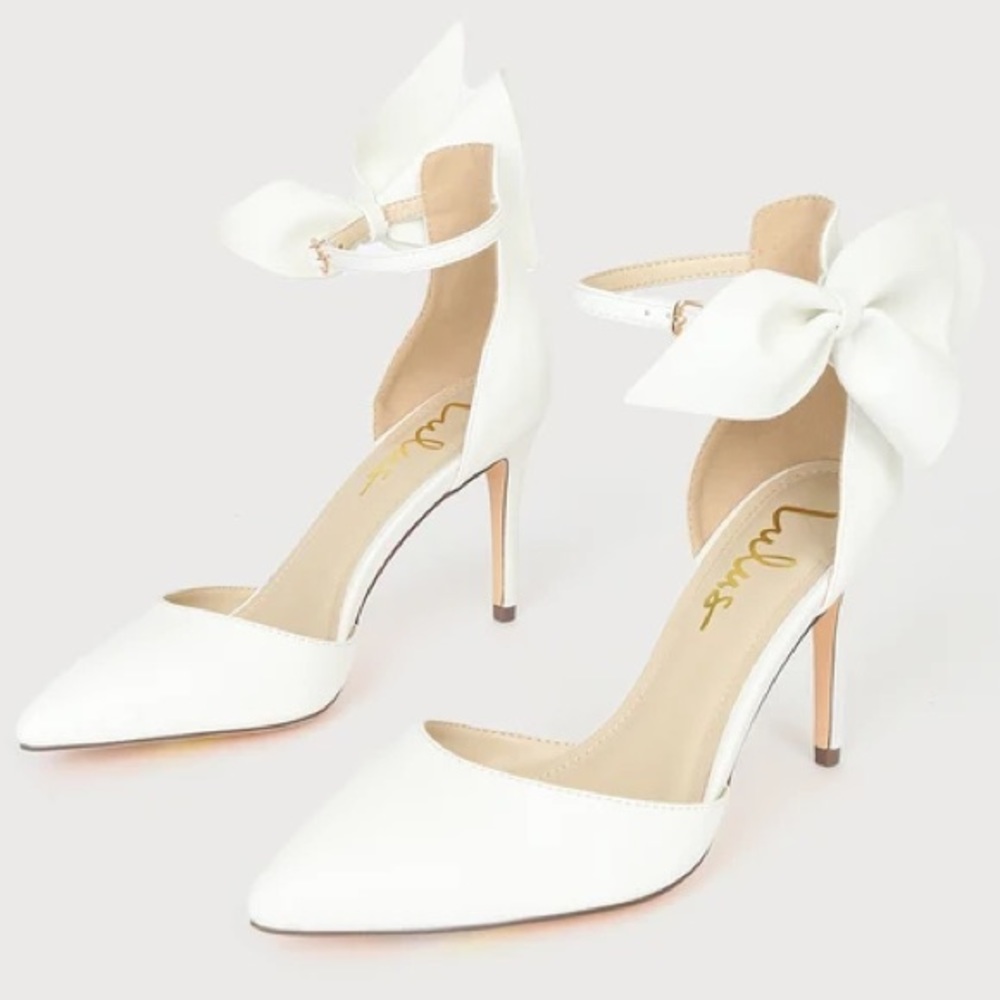 Lizaa White Bow Ankle Strap Pumps size 7 NWB